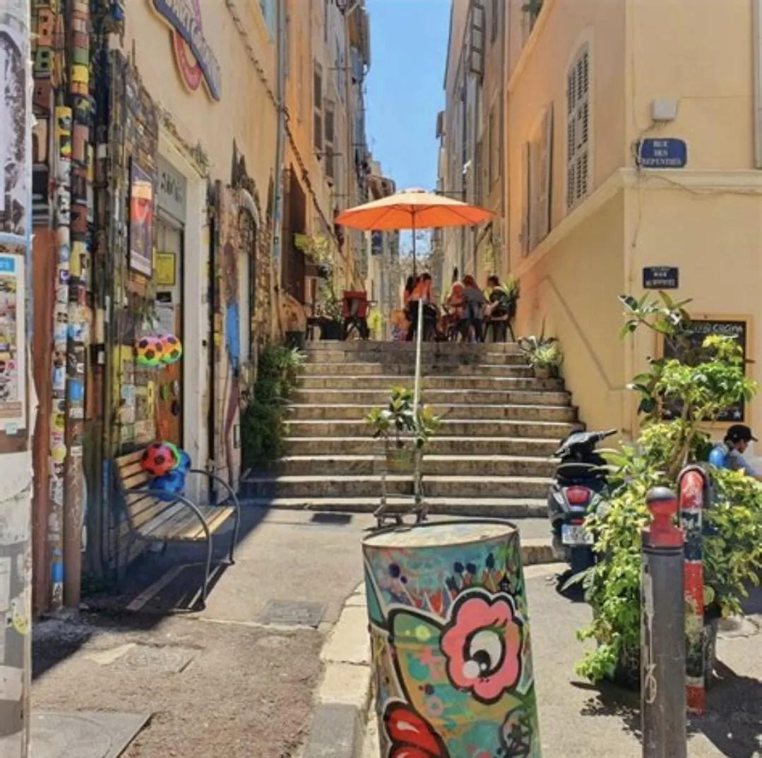 Home Lysea Marseilles Frankreich